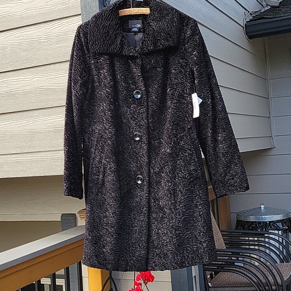 East 5th Jackets & Blazers - East 5th Fake Fur Long Black Swing Coat (Retro 50's)